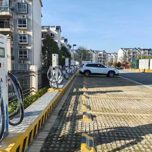 electric car fast charging